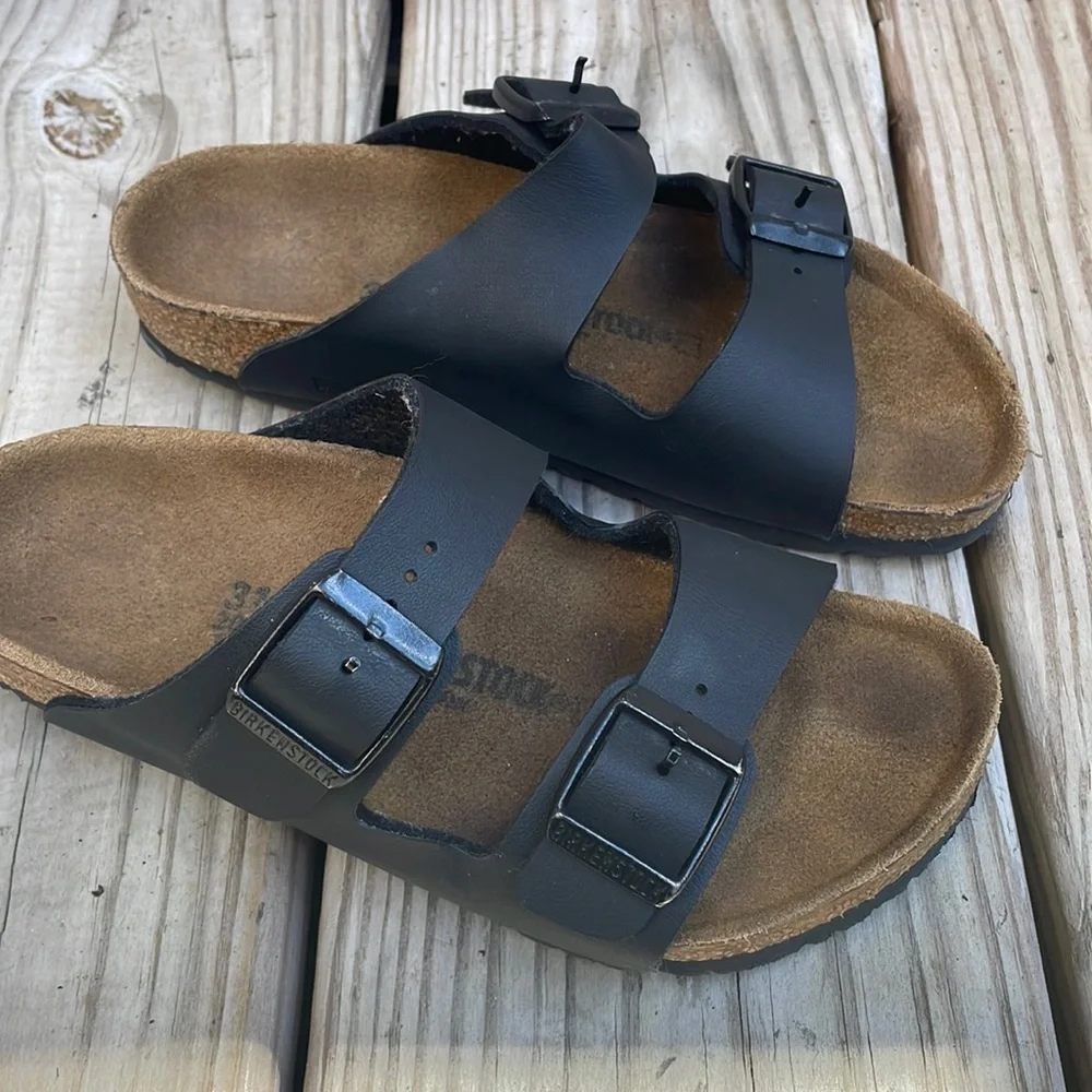Birkenstock- Arizona Kids Birko-Flor Leather Sandals Size 31 (13-13.5)